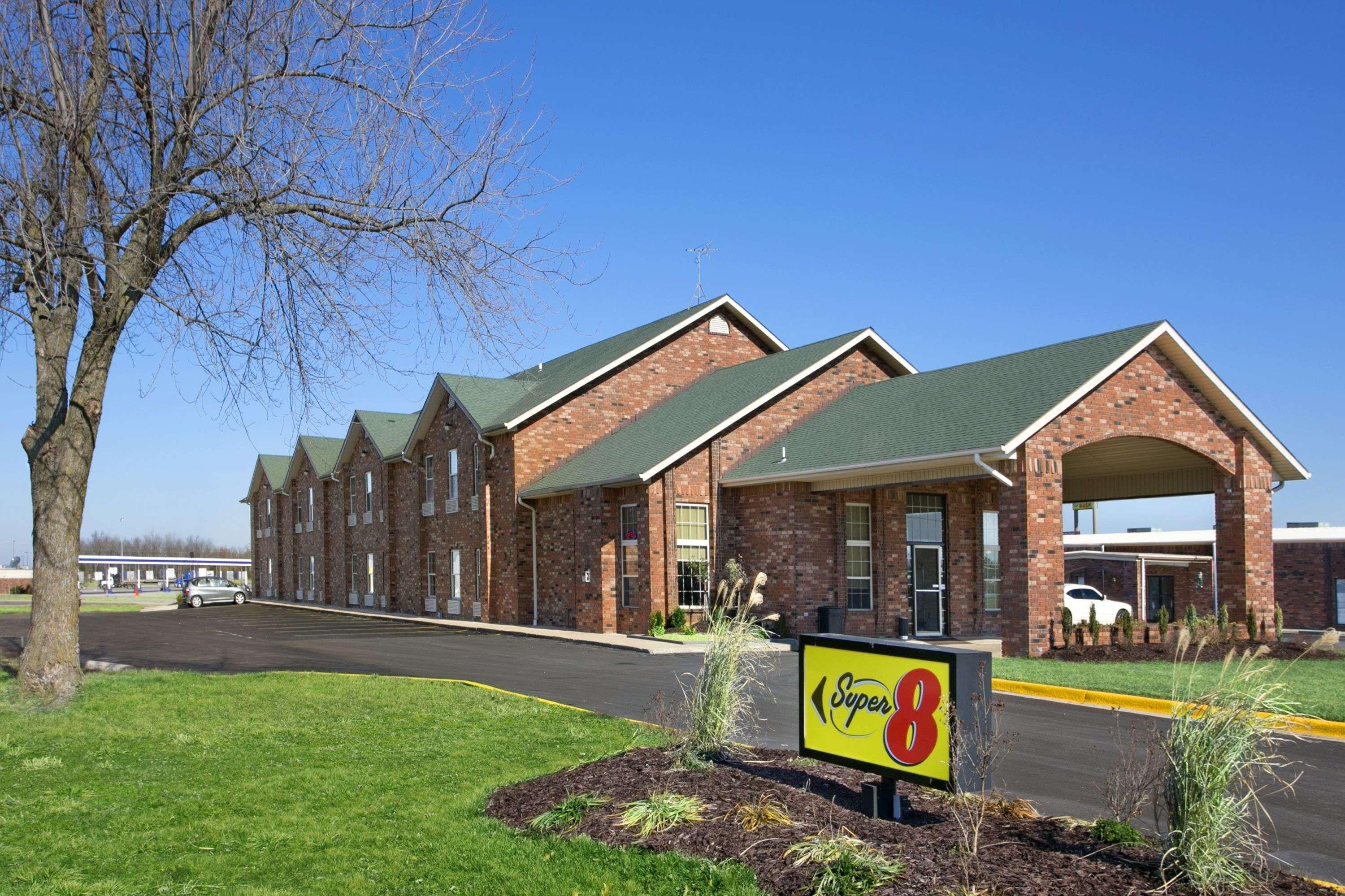 Super 8 By Wyndham Stafford/Springfield Area Motel Strafford Exterior photo